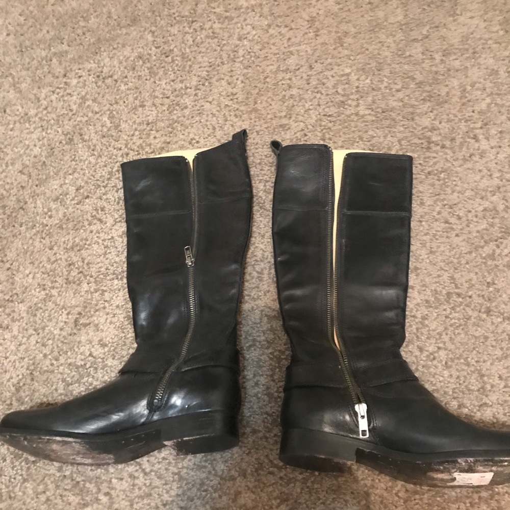 FRYE Black leather boots size 5 1/2 in excc cond